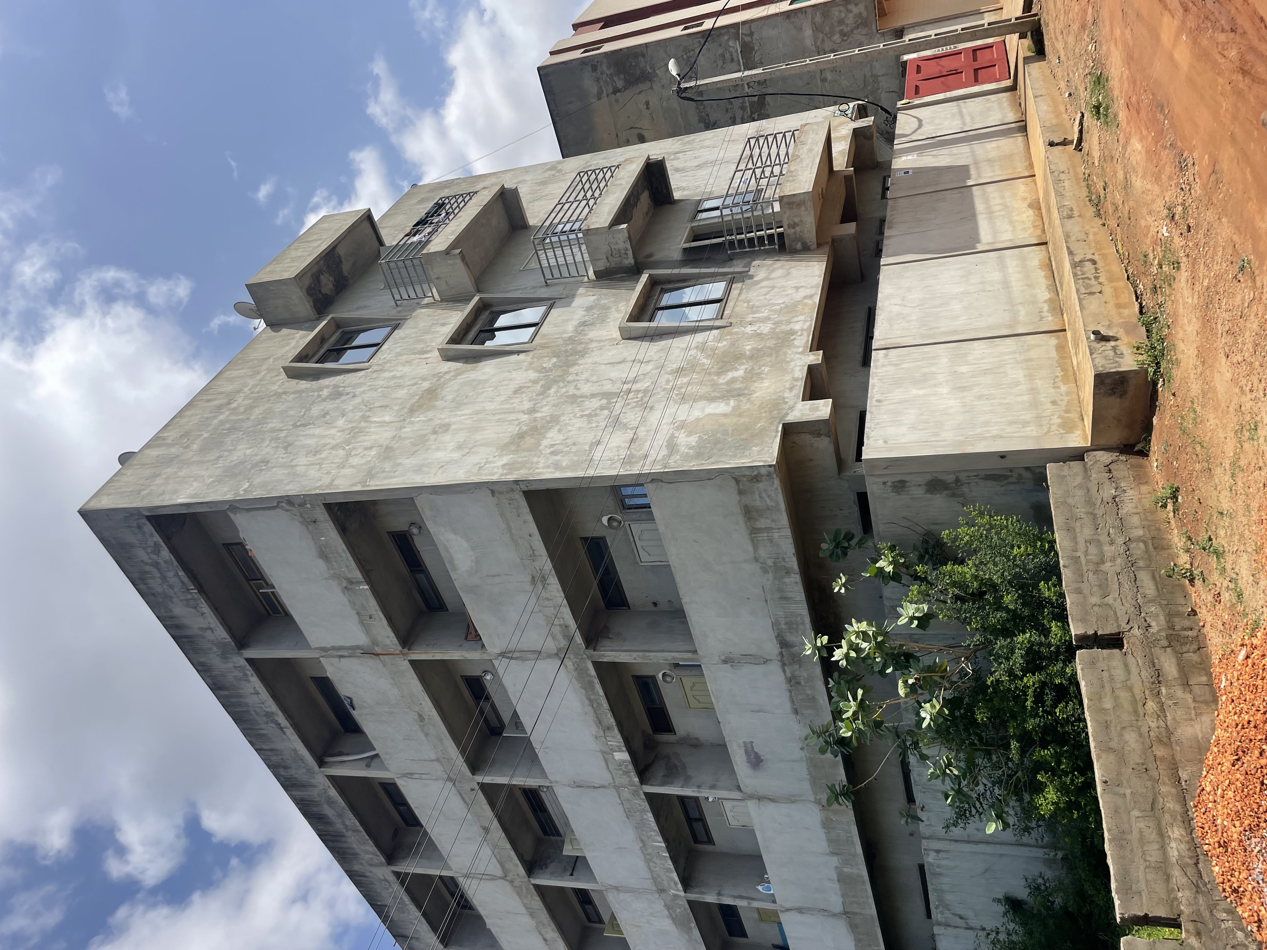Maison locative à vendre à Calavi